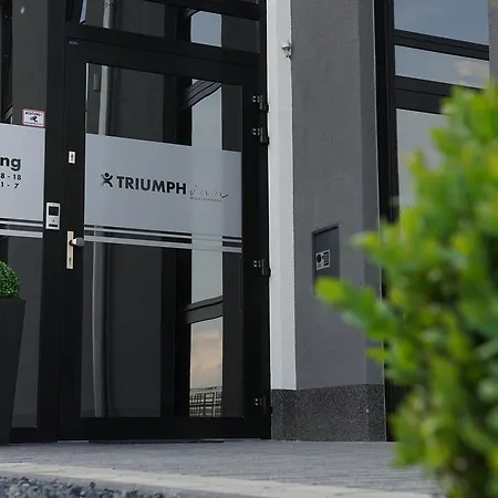 Lägenhetshotell Triumph 4*